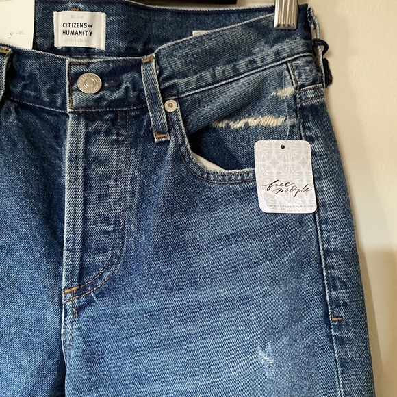CITIZENS OF HUMANITY | Slim Fit Boyfriend Jeans - Picture 5 of 12